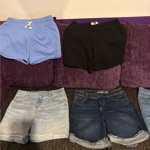 CAT & JACK SHORTS SIZE XL (14-16)